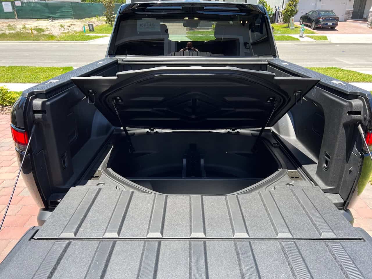 Jose with his Gen 1 Rivian R1T on delivery day